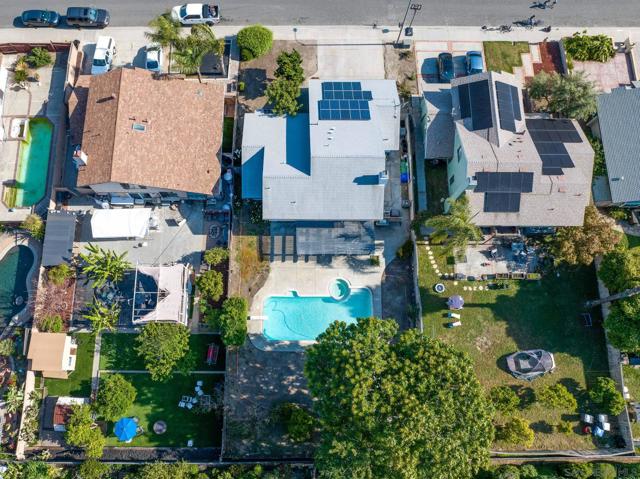 4468 Inverness Drive, Oceanside CA: https://media.crmls.org/mediaz/c27f14d9-d23b-465b-b827-799b300b7ccb.jpg