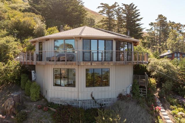 209 Crest Road, Carmel CA: https://media.crmls.org/mediaz/c27f7736-10aa-4729-a0be-deaa2fc5cf67.jpg