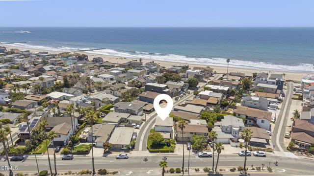 2036 Pierpont Boulevard, Ventura CA: https://media.crmls.org/mediaz/c2800ace-5b87-4139-a484-d6a7d34c1489.jpg