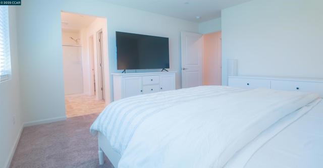 3805 Havengate Way, Sacramento CA: https://media.crmls.org/mediaz/c2802e7f-3187-4d0a-8470-362852d46d97.jpg
