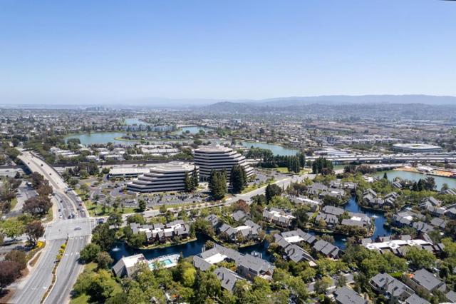 919 Shoreline Drive, San Mateo CA: https://media.crmls.org/mediaz/c2803039-417f-466a-91e4-6f437087bea0.jpg
