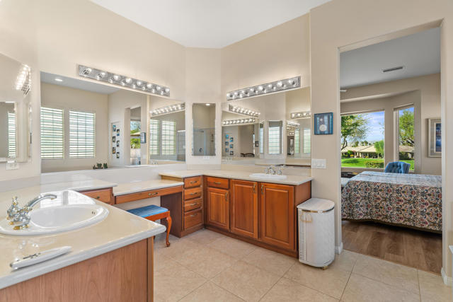 80610 Prestwick Place, Indio CA: https://media.crmls.org/mediaz/c281580b-d569-4a5f-818a-a0e995ae368c.jpg