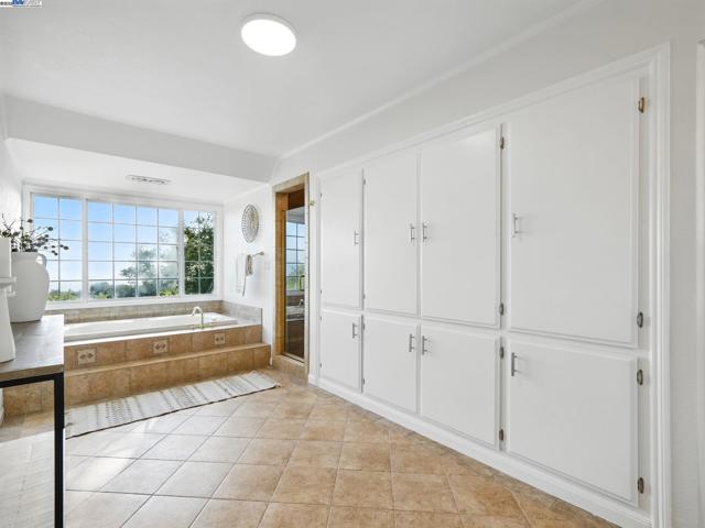 Image 27 of 60 For 4103 Greenoaks Way