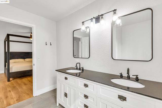 16806 Brewer Rd, Grass Valley CA: https://media.crmls.org/mediaz/c2825b7c-aebd-4e7b-96a8-43163fcfacfa.jpg