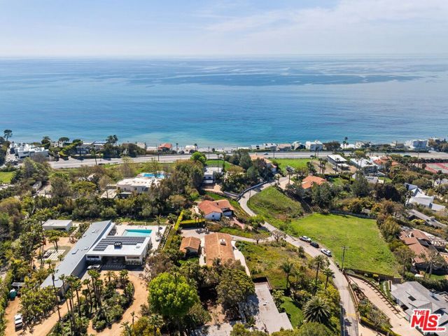 Drew Fenton | 27104 Sea Vista Drive Malibu CA | MLS: 7269176