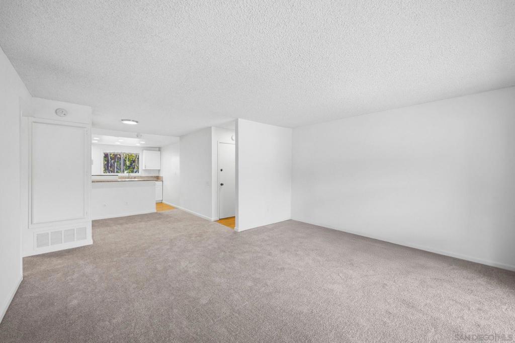 6019 Rancho Mission Rd - photo 10