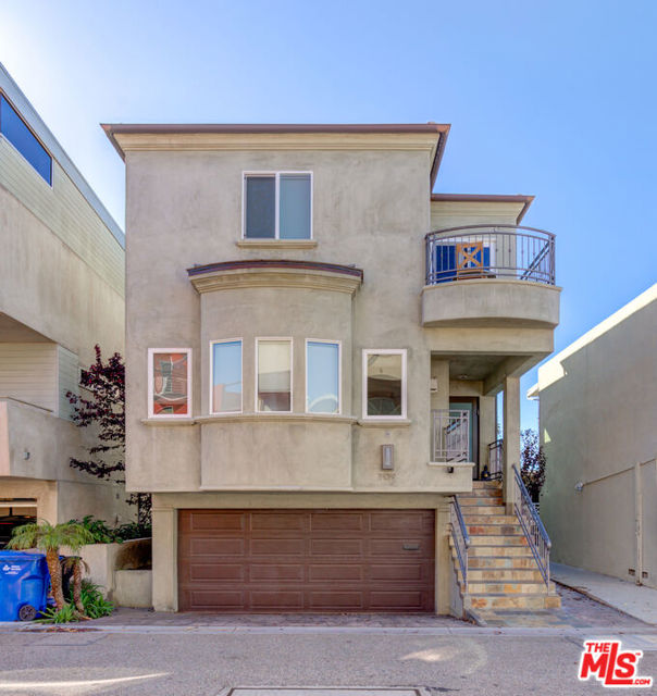 709 Sunset Drive, Hermosa Beach, California 90254, 3 Bedrooms Bedrooms, ,3 BathroomsBathrooms,Residential,Sold,Sunset,21104295