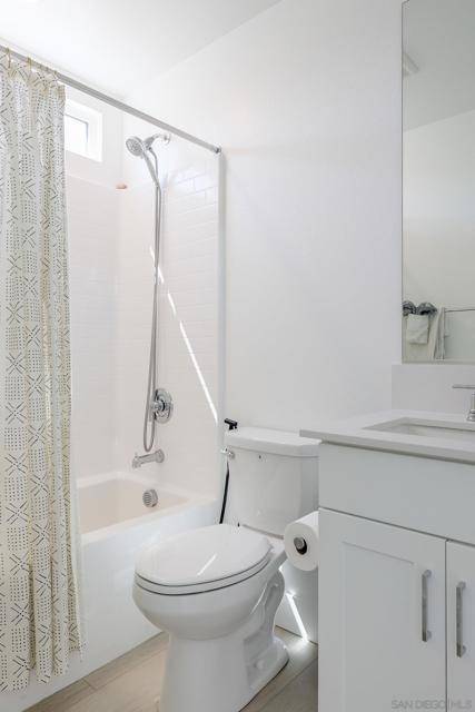 6861 Secano St, San Diego CA: https://media.crmls.org/mediaz/c2860144-d336-4fb3-8bb7-ebca7350082e.jpg