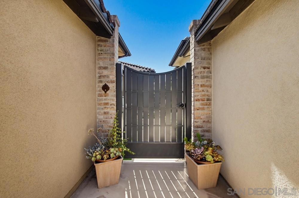 7944 Lusardi Creek Ln - photo 2