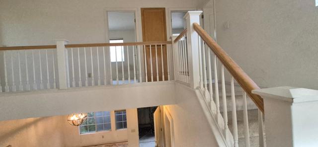 21854 Stonegate, Salinas CA: https://media.crmls.org/mediaz/c286eae9-7860-4381-a0cf-dc05e22822ed.jpg