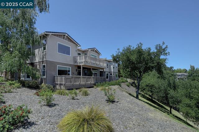 2916 Saklan Indian Dr, Walnut Creek CA: https://media.crmls.org/mediaz/c28706b7-72a8-4864-a194-47f913735cfa.jpg