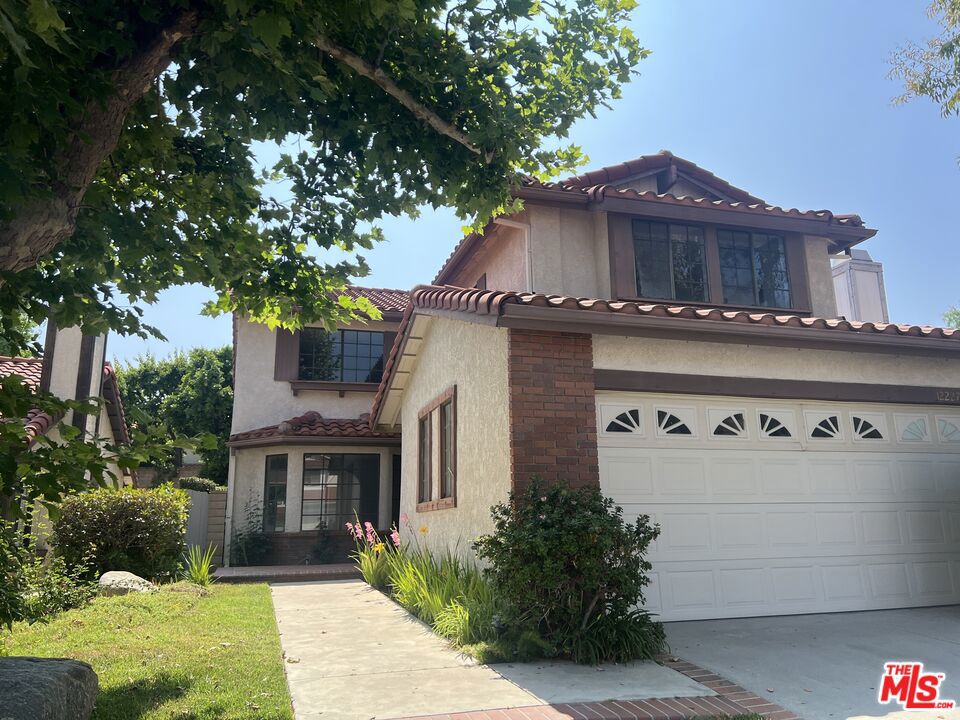 12227 Crystal Hills Way