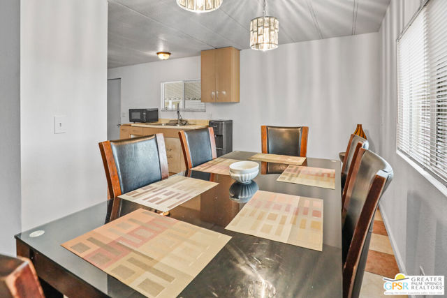 17555 Corkill Rd, Desert Hot Springs CA: https://media.crmls.org/mediaz/c28ade46-4598-40b0-88c7-802a513c57c2.jpg