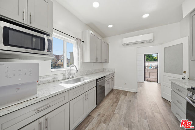 1147 S Westlake Avenue, Los Angeles CA: https://media.crmls.org/mediaz/c28b4dc3-1296-45f7-8d74-a24e3910bcb2.jpg