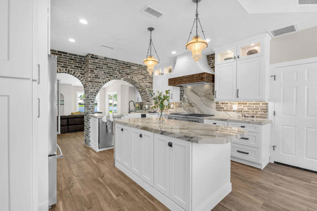 78755 St Thomas Drive, Bermuda Dunes CA: https://media.crmls.org/mediaz/c28b5ac1-dfdd-4f5c-b0ee-7ffe66d3a8ad.jpg