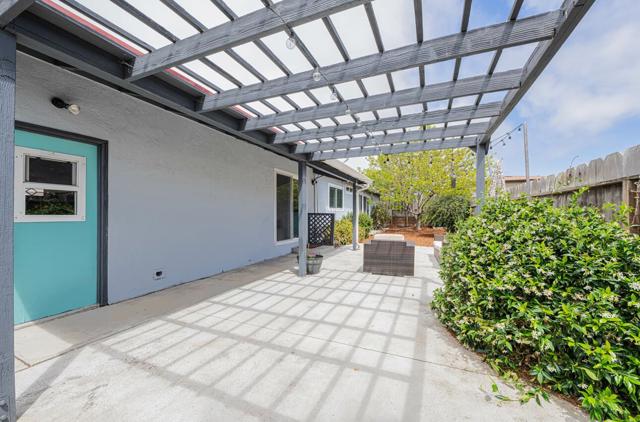 1676 Flores Street, Seaside CA: https://media.crmls.org/mediaz/c28c94b1-f0ba-4123-a1e5-bec0c8ac4485.jpg