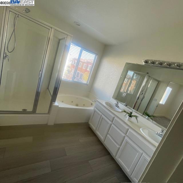 1924 Rochester St, Tracy CA: https://media.crmls.org/mediaz/c28e972e-ae2b-433d-9062-712b5016a8dc.jpg