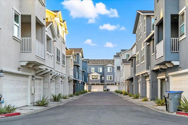 917 Alegre Place, San Jose CA: https://media.crmls.org/mediaz/c28f680d-d07b-4207-b07b-62ba8f084c0c.jpg
