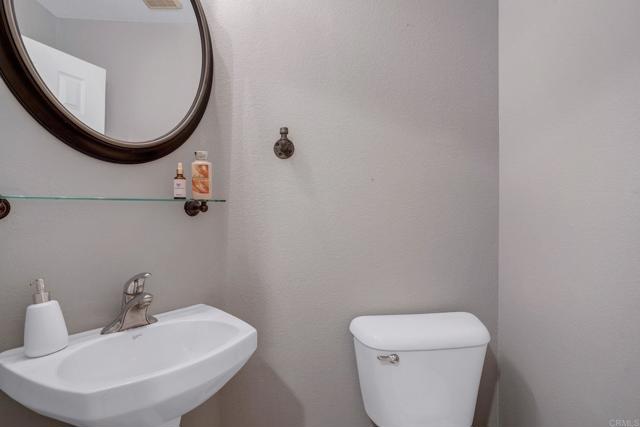 Detail Gallery Image 21 of 55 For 1228 Stagecoach Trail Loop, Chula Vista,  CA 91915 - 2 Beds | 2/1 Baths
