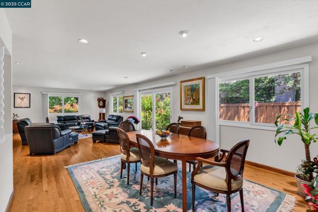 2032 Vanderslice Ave, Walnut Creek CA: https://media.crmls.org/mediaz/c2906ad4-6552-4bef-b47d-401192e9fd6f.jpg