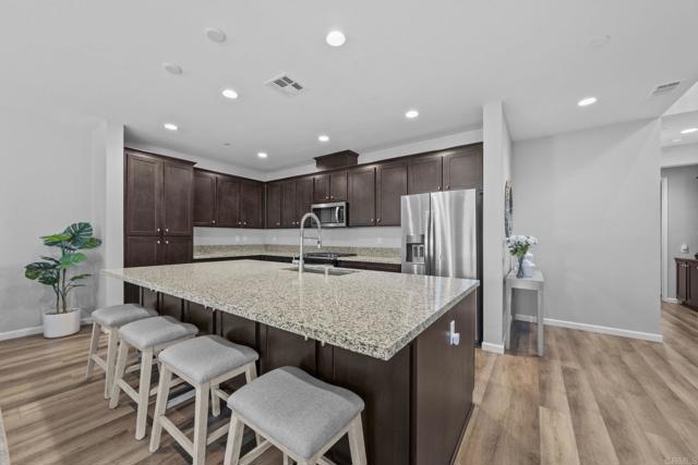 Detail Gallery Image 9 of 49 For 38589 Fairfield, Murrieta,  CA 92563 - 4 Beds | 4/1 Baths