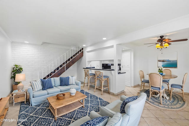 Detail Gallery Image 3 of 22 For 1105 Bryce Way, Ventura,  CA 93003 - 2 Beds | 1 Baths