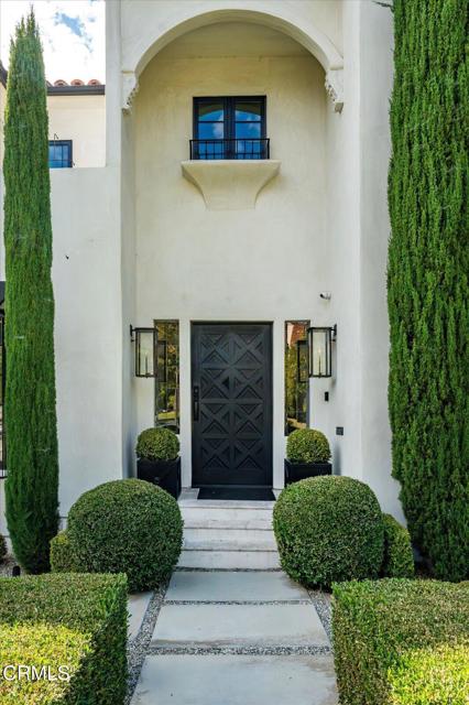 Detail Gallery Image 4 of 76 For 1329 Campbell St, Glendale,  CA 91207 - 4 Beds | 6 Baths