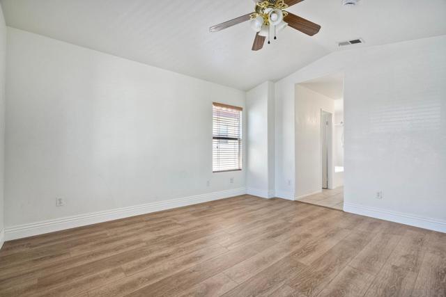 4811 Ventana Way, Oceanside CA: https://media.crmls.org/mediaz/c291a0c0-f37a-4ae4-aeda-5a122aa83131.jpg