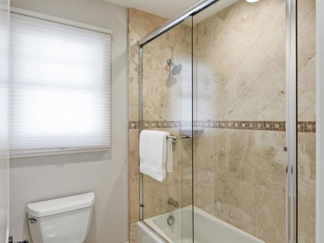 Image 34 of 55 For 345 Vine Street