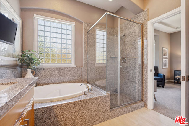 11051 Fiore Drive, Rancho Cordova CA: https://media.crmls.org/mediaz/c292cbff-11dc-41cd-95b6-9294bdbac59f.jpg