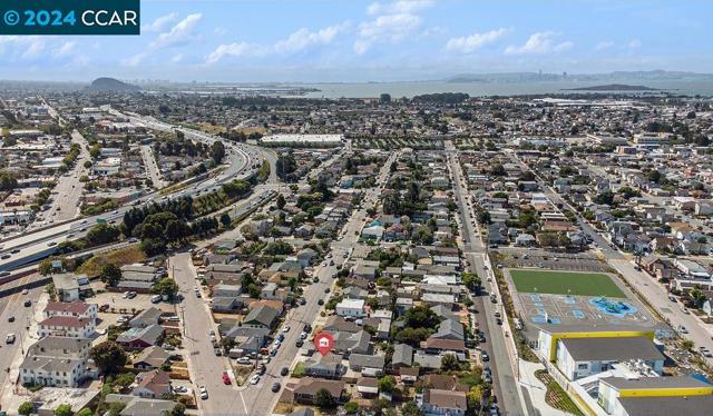 Image 34 of 37 For 637 43rd Street