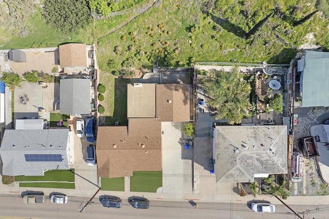 Detail Gallery Image 3 of 28 For 1003 Manchester, National City,  CA 91950 - 3 Beds | 2 Baths