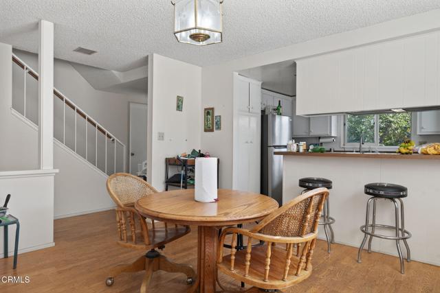 2833 Sailor Avenue, Ventura CA: https://media.crmls.org/mediaz/c2935e15-e61f-4d42-9c4e-17b92219bd2a.jpg