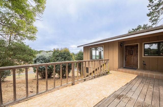 19400 Eden Court, Salinas CA: https://media.crmls.org/mediaz/c293c489-f94a-4975-90ac-44c5cf238f80.jpg