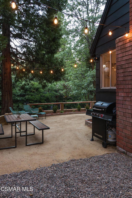 28989 Palisades Drive, Lake Arrowhead CA: https://media.crmls.org/mediaz/c2945e8e-10c5-497f-9aa8-1bb96e9fd7e7.jpg