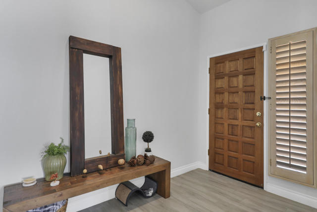 77576 Calle Las Brisas N, Palm Desert CA: https://media.crmls.org/mediaz/c29465c9-1d72-42f4-a808-4b9b16757e2f.jpg