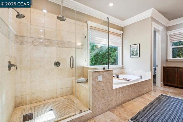 1291 Clover Ln, Walnut Creek CA: https://media.crmls.org/mediaz/c294ca87-3789-42b5-9f2b-efafec1b2950.jpg