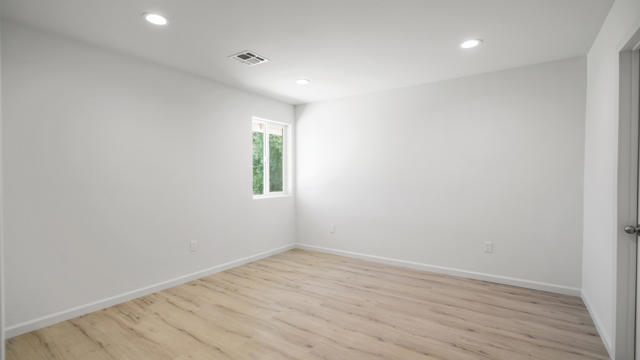 8582 Frontera Avenue, Yucca Valley CA: https://media.crmls.org/mediaz/c2956c51-a4d2-483e-82d8-787519958c83.jpg