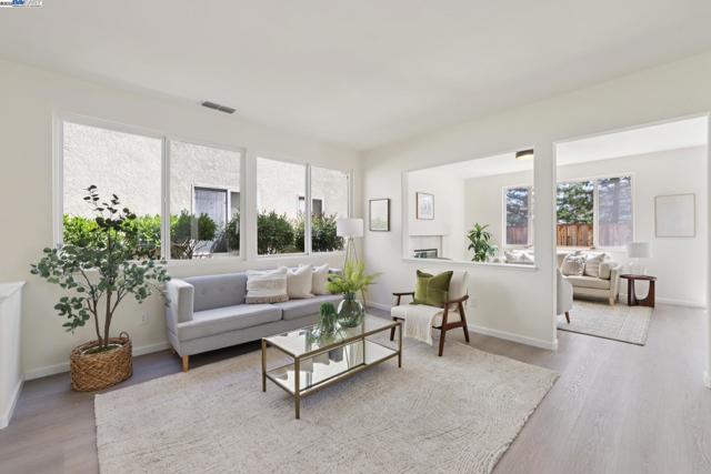99 Elder Dr, Pacheco CA: https://media.crmls.org/mediaz/c295ae1b-e87f-4b94-b17a-31655f97e80a.jpg