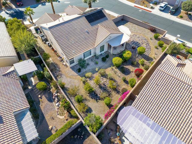 37718 Medjool Avenue, Palm Desert CA: https://media.crmls.org/mediaz/c29656ed-fe02-40b9-a18e-7dde0edf638f.jpg