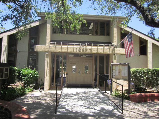 10706 Esmeraldas Dr, San Diego CA: https://media.crmls.org/mediaz/c297ede4-ff60-4b26-8f23-9e120f24d074.jpg