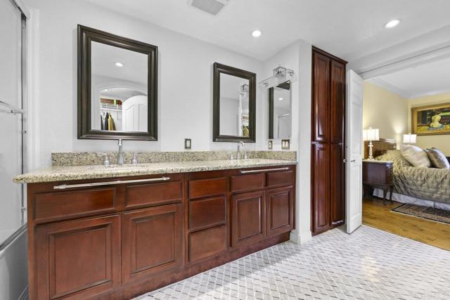 Detail Gallery Image 30 of 49 For 301 W G St #119,  San Diego,  CA 92101 - 2 Beds | 2/1 Baths