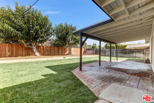 23335 Schoolcraft Street, West Hills CA: https://media.crmls.org/mediaz/c2994482-97af-410f-90bc-b88a63080651.jpg