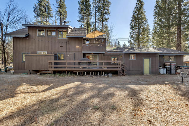 53340 Idyllbrook Drive, Idyllwild CA: https://media.crmls.org/mediaz/c2998608-be92-4bf9-b0fd-95cff41b99c1.jpg