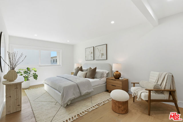 4738 La Villa Marina, A photo 15