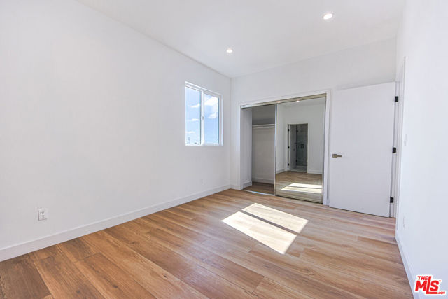 1923 Carmona Avenue, Los Angeles CA: https://media.crmls.org/mediaz/c29b1e44-3329-4af4-9a03-4c03f23fe49b.jpg