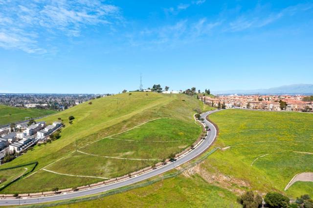 3110 Heather Ridge Drive, San Jose CA: https://media.crmls.org/mediaz/c29bdd3f-5783-4c92-b8fe-a2451e9692c9.jpg