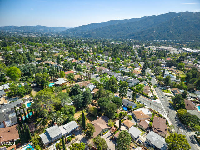 Detail Gallery Image 49 of 51 For 4920 Lowell Ave, Glendale,  CA 91214 - 4 Beds | 2 Baths