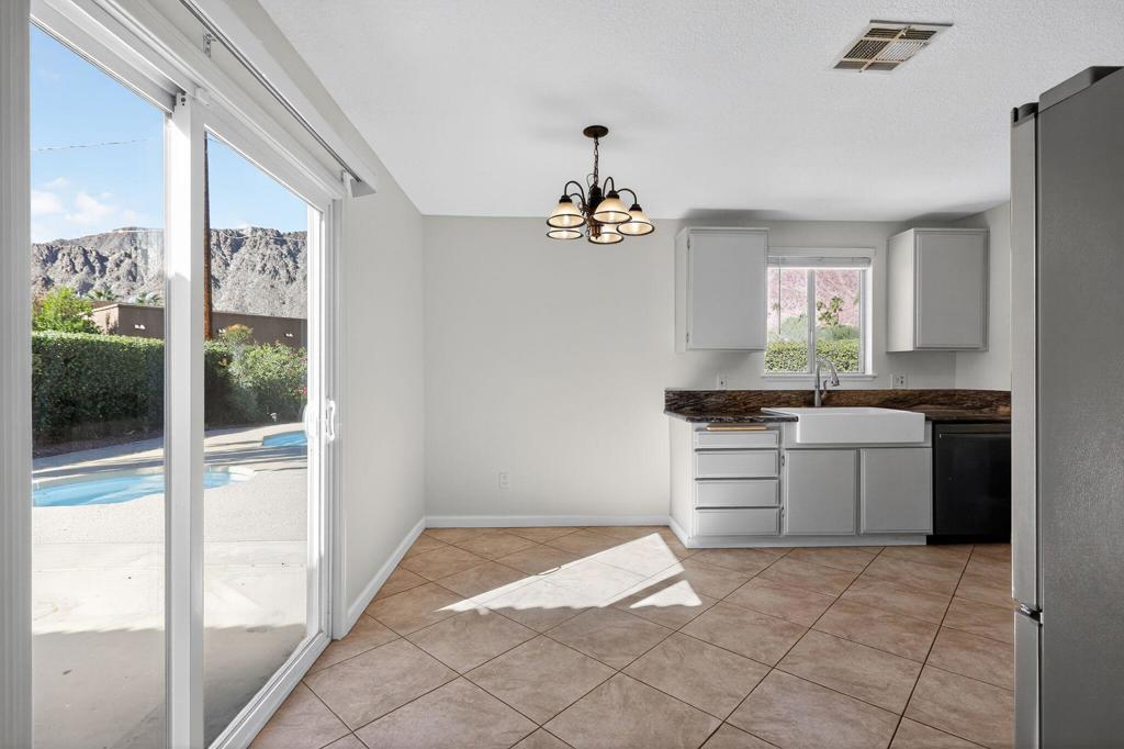 MLS #219137080DA image #13