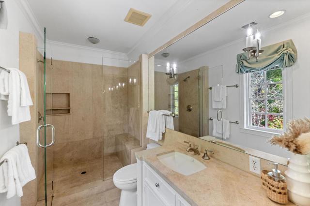 Image 28 of 133 For 2181 Parkside Avenue